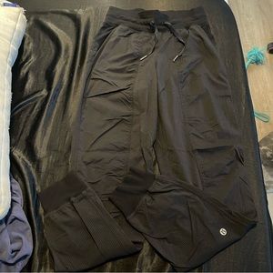 Lululemon dance studio jogger